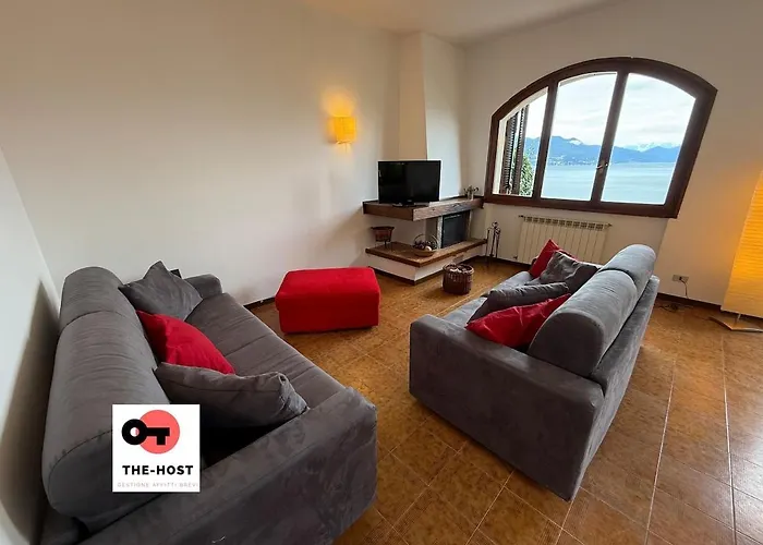 Вилла Between Greenery And The Lake, A In Стреза