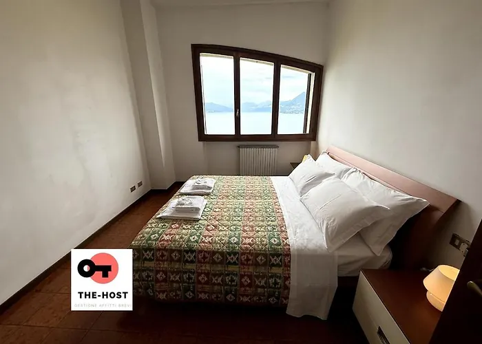 Вилла Between Greenery And The Lake, A In